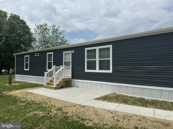 200 Beechwood Ave Trailer 28, Dover, DE 19901