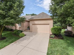 1454 Heron Ridge Blvd, Greenwood, IN