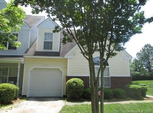 10251 University Park Ln, Charlotte, NC 28213