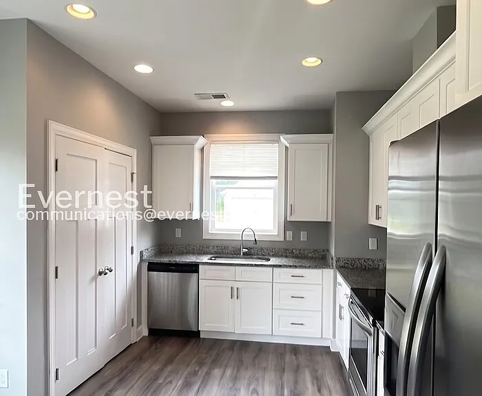 5347 Roosevelt Rd — Photo 3