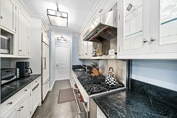 Sold by Engel & Völkers New York City | media 15