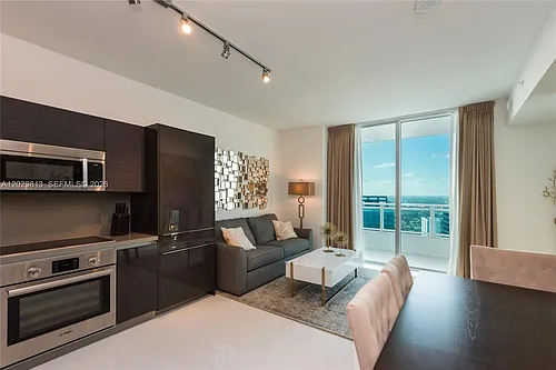 1080 Brickell Ave #4105 Photo 1 1080 Brickell Ave #4105 Photo 1