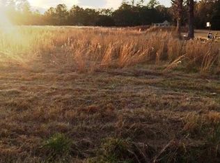 1 Sandlin Rd, Beulaville, NC 28518