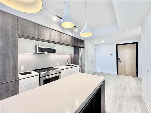 5th image of 185 Millway Ave #1.5