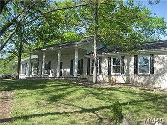 1st image of 2219 Lakeside Dr