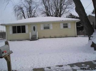 4523 N 91st St, Omaha, NE 68134