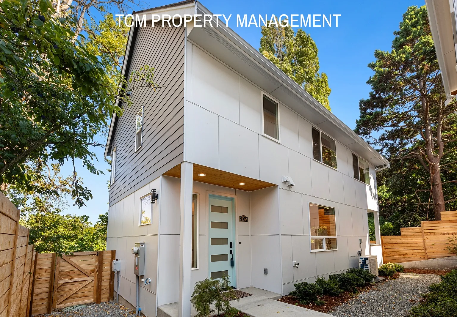3 bed, 2.5 bath, 1500 sqft, $3,500 — Photo 1