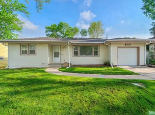 5424 Northwest Dr, Omaha, NE 68104