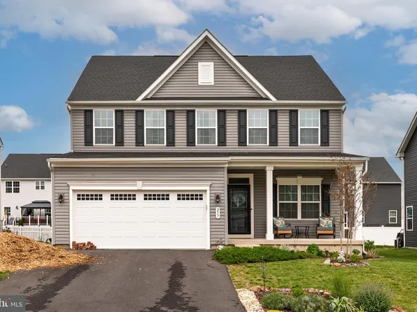 217 Machias Cir, Martinsburg, WV 25403