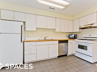 2453 N Greenview Ave #UNTGDN, Chicago, IL 60614