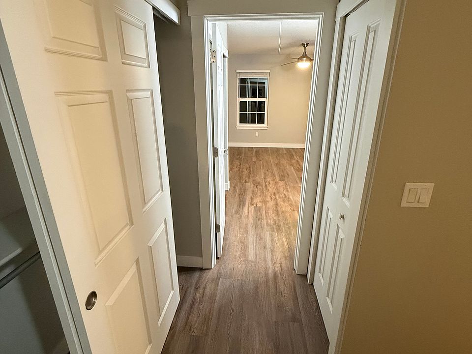 1st image of 10770 Foxwood Ct