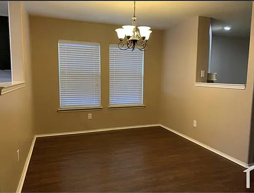 510 Indian Paintbrush #TX — Photo 4