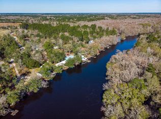 927 Camp Buddy Rd, Ridgeville, SC 29472