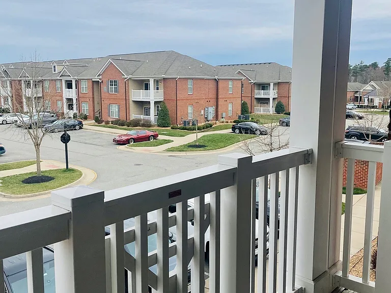 Clairmont at Chesterfield — Photo 201