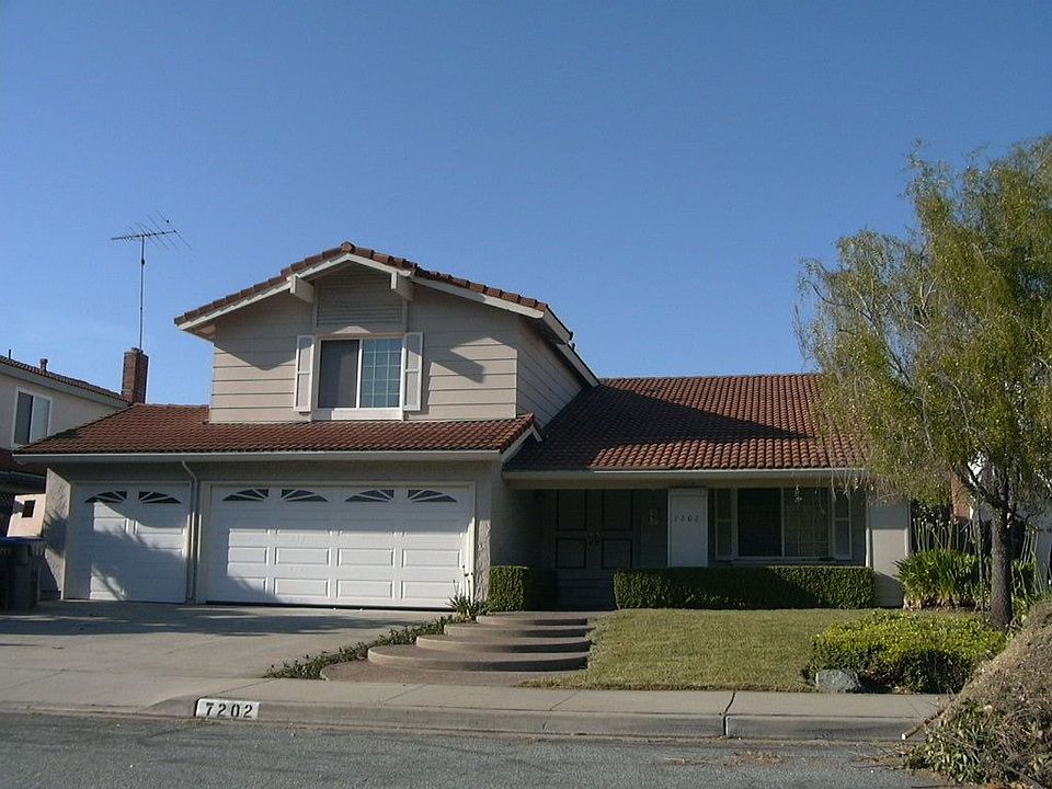 Spacious home on quiet cul-de-sac
