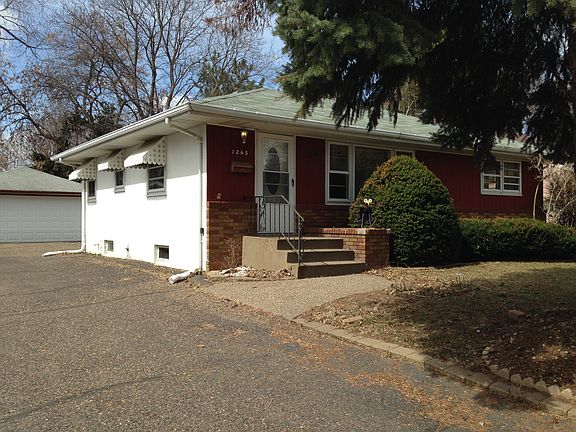 2nd image of 1265 Macarthur Ave