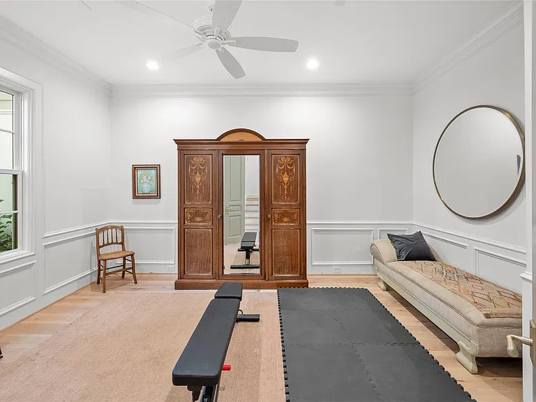 1235 Wynden Oaks Garden Dr — Photo 17