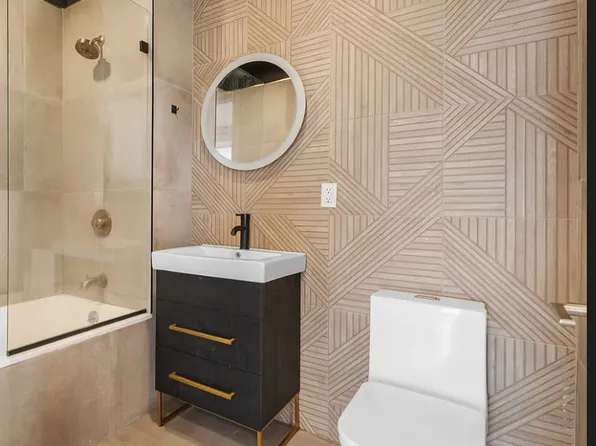 853 Lexington Avenue image 5 of 13