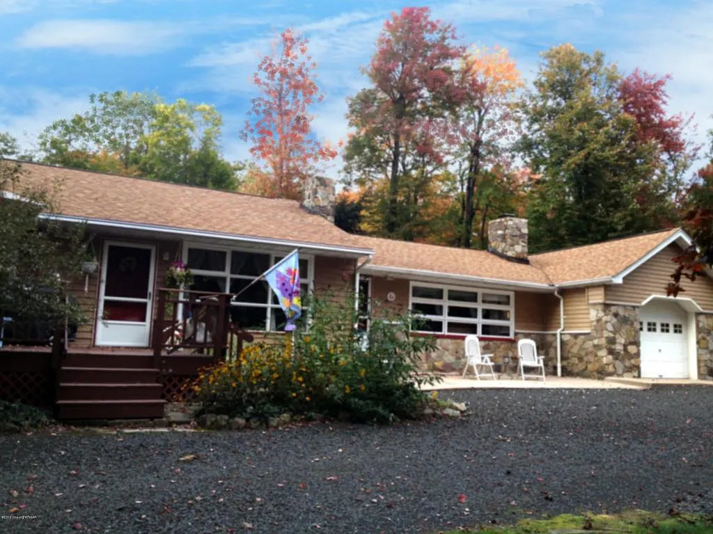 6445 Laurel Rd photo 1