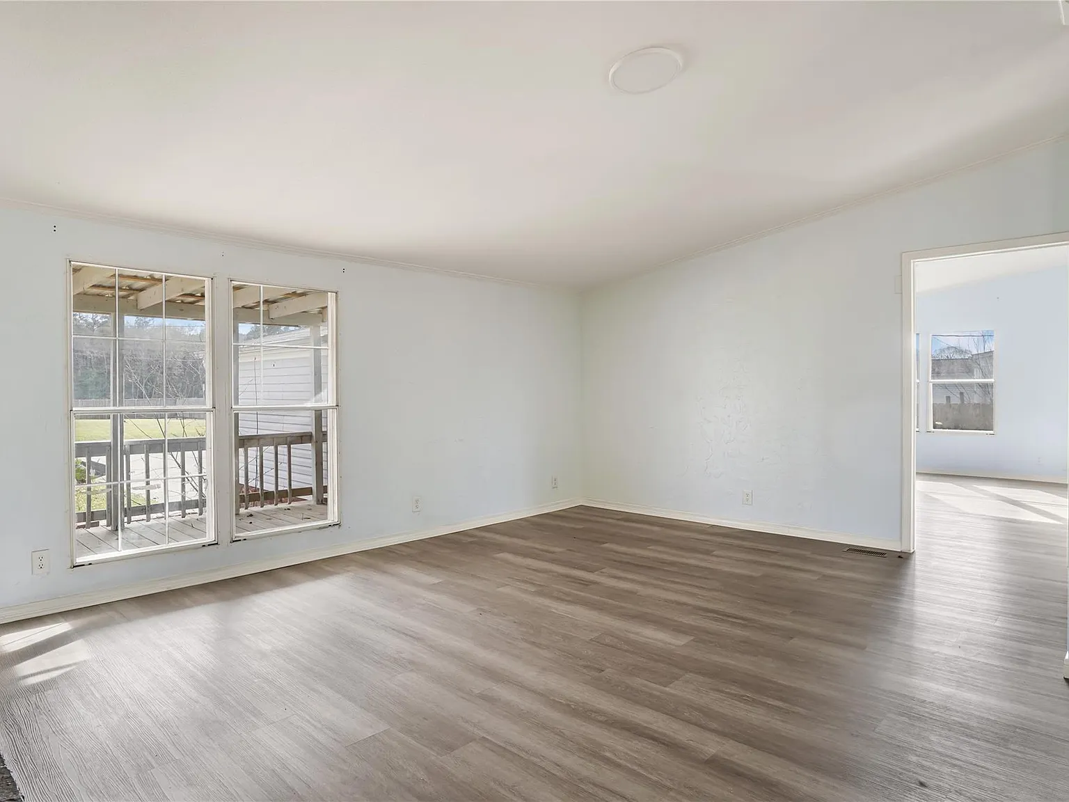 3 bed, 2.0 bath, 1568 sqft, $1,500 — Photo 4