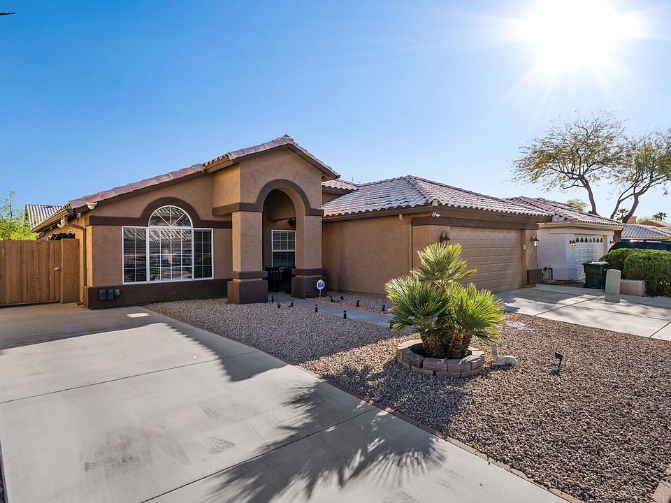 1st image of 3605 E Rockwood Dr