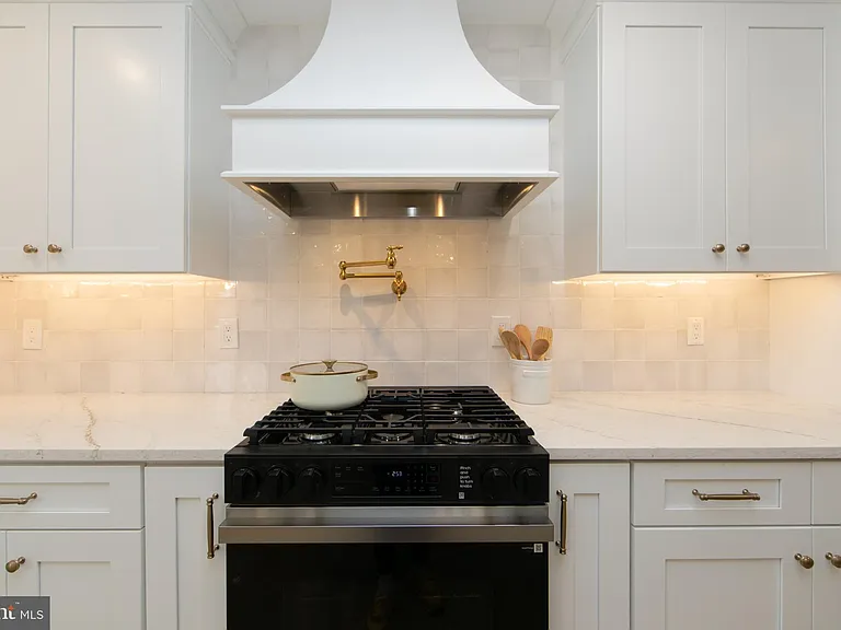 371 Kresson Rd — Photo 12