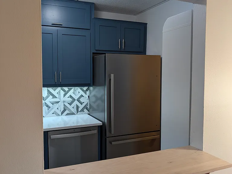 470 Halstead Ave #2S — Photo 2