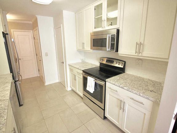5th image of 1191 Village Creek Ln #1407
