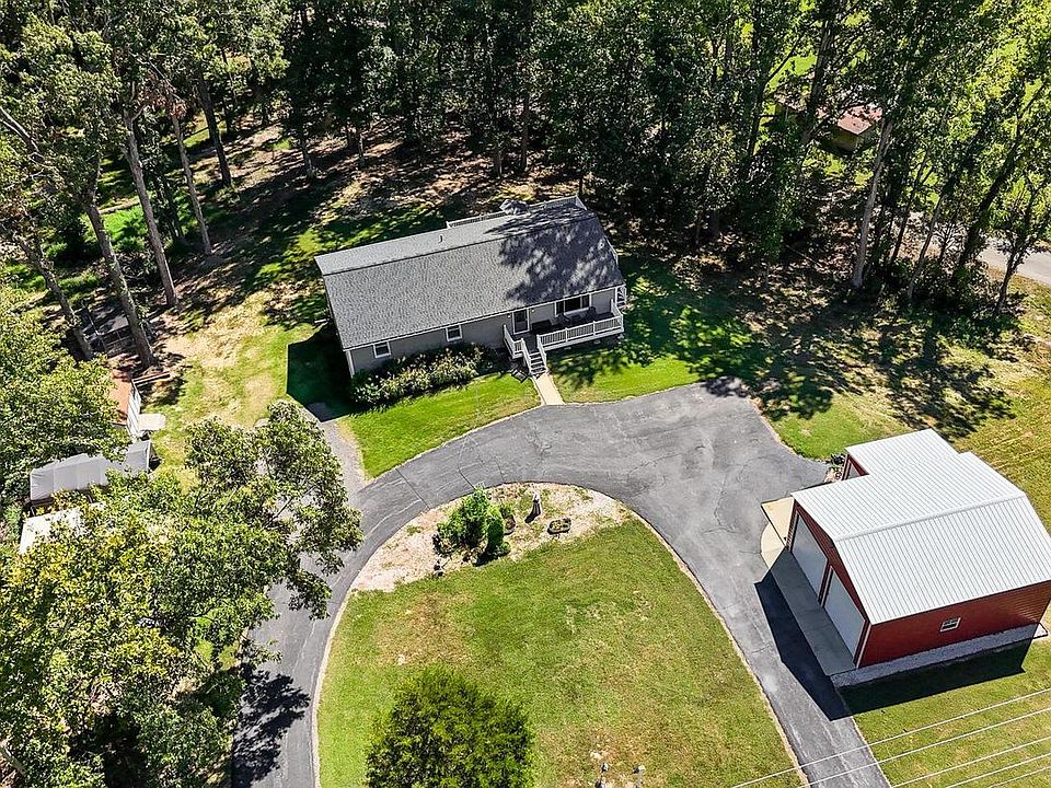 1st image of 620 Adelina Rd