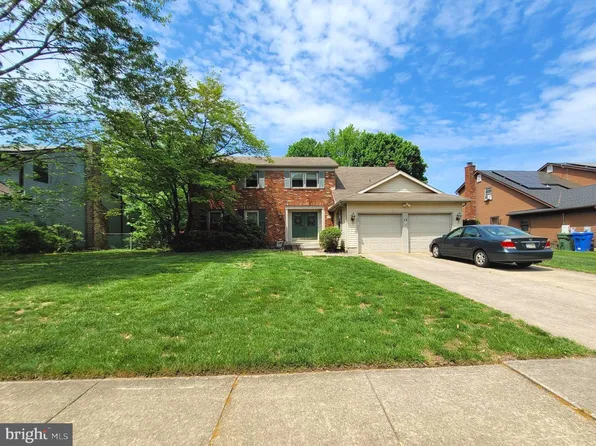13 Anders Dr, Cherry Hill, NJ 08003