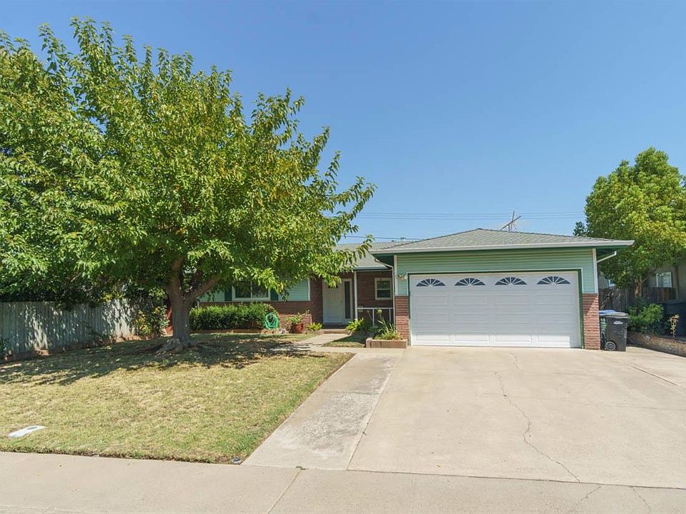1st image of 5205 Fernwood Way