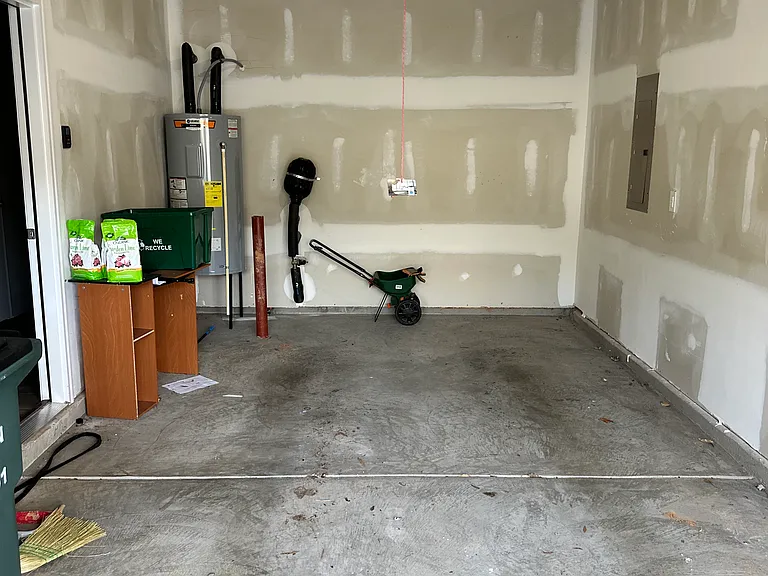 8037 Alderton Ln — Photo 24