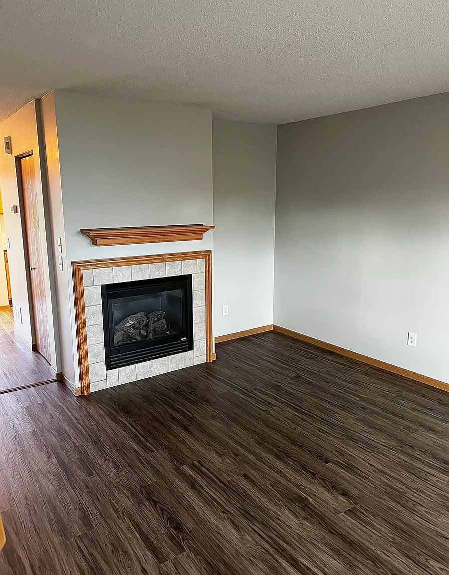 2 bed, 1.5 bath, 927 sqft, $1,750 — Photo 4