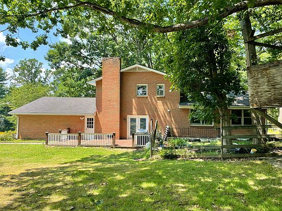 2nd image of 235 Craig Dr