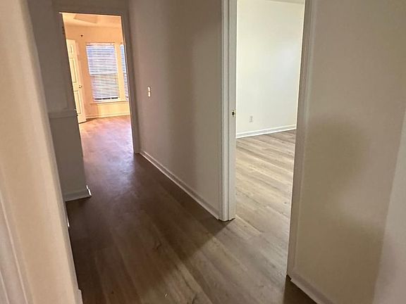3rd image of 2815 Azalea Hills Dr