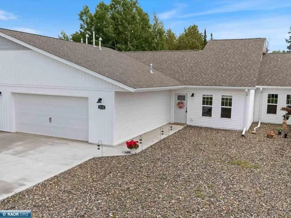 2118 E 25th St, Hibbing, MN 55746