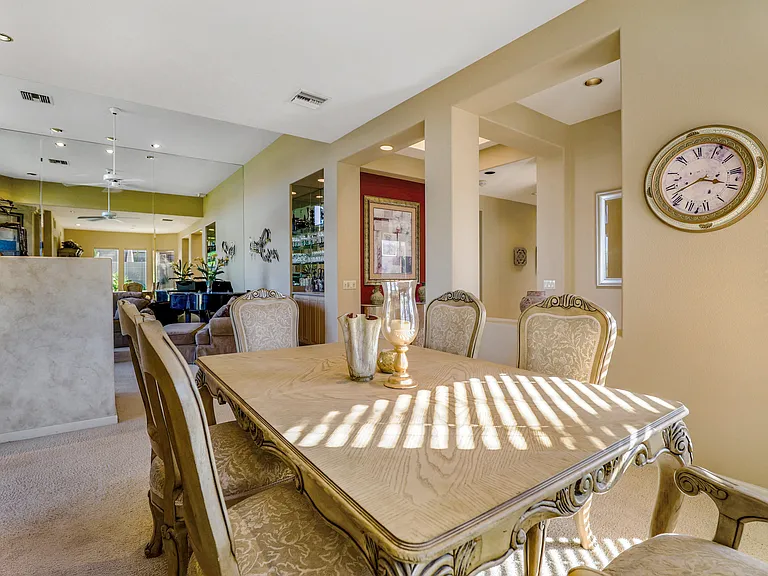 496 Desert Holly Dr — Photo 11