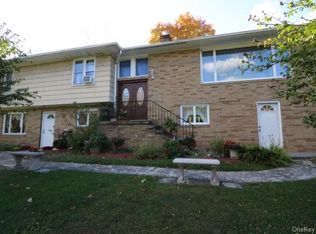 101 Portuese Ln, New Paltz, NY 12561