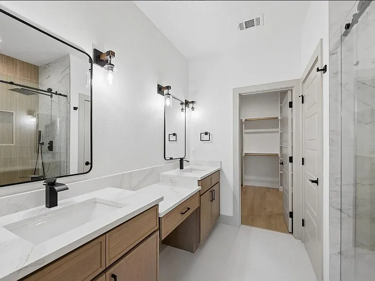 3405 Preston Club Dr — Photo 13