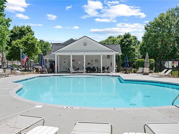 3rd image of 13444 Marrywood Ct