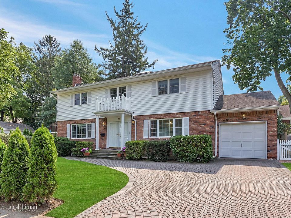1st image of 40 Bayview Ave