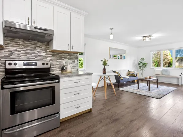 1122 King Albert Ave #105, Coquitlam, BC V3J 1X7