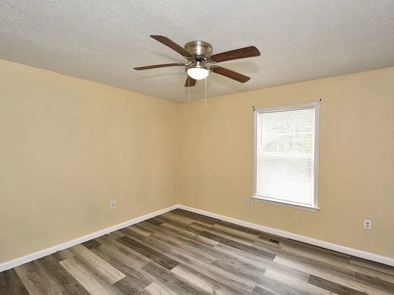 17211721 Maralyn Dr — Photo 16