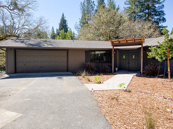 5th image of 25220 Brooktrails Dr