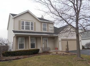 1294 Evergreen Ln, Elgin, IL 60123
