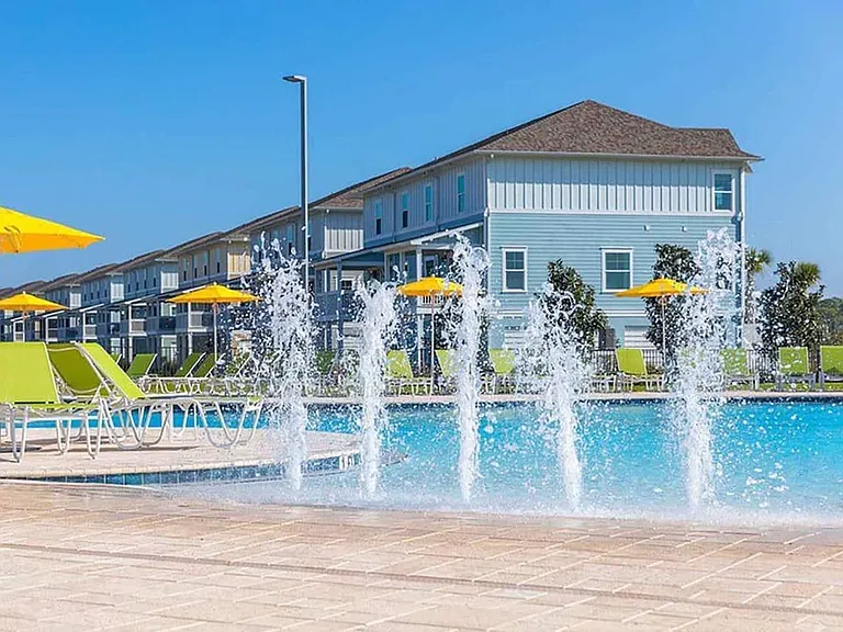 Resort-style pool just 8 villas away!