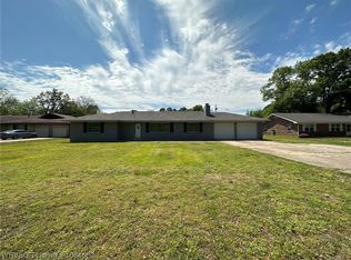 703 Rena Rd, Van Buren, AR 72956