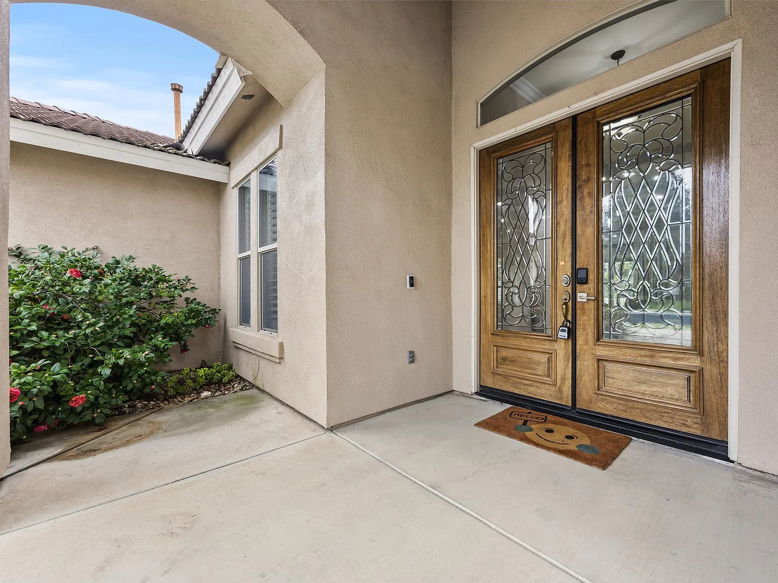 4 bed, 2520 sqft, $5,000 — Photo 3