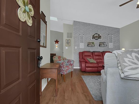 5th image of 2385 Bendel Dr