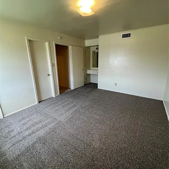 3104 Stanford St — Photo 10